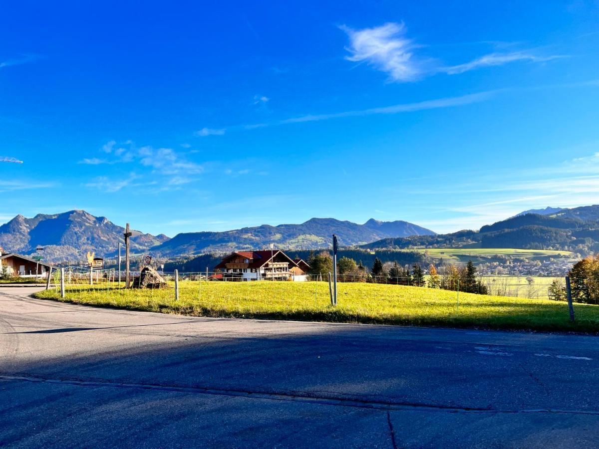 Schöne gemütliche Wohnung in traumhafter Lage bei Ofterschwang Exterior foto